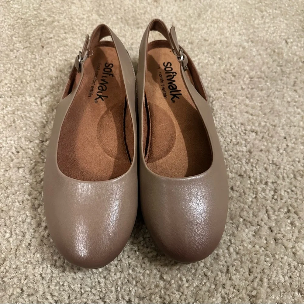 Softwalk Sandy Ballet Flats Taupe Leather 7.5 W Comfort Shoes Slingback Slip On